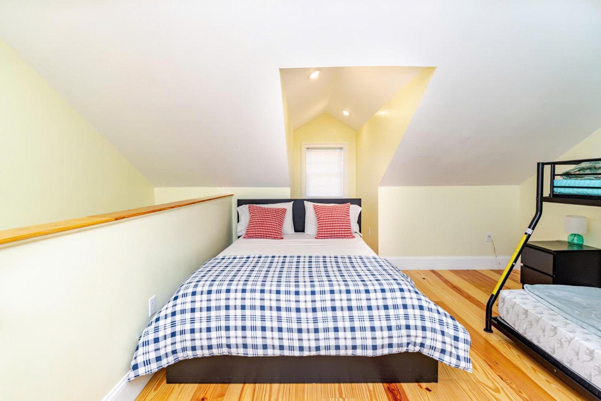 37 - 3Br Quincy - Cozy Townhouse Near Blue Hills Apartment Exterior foto