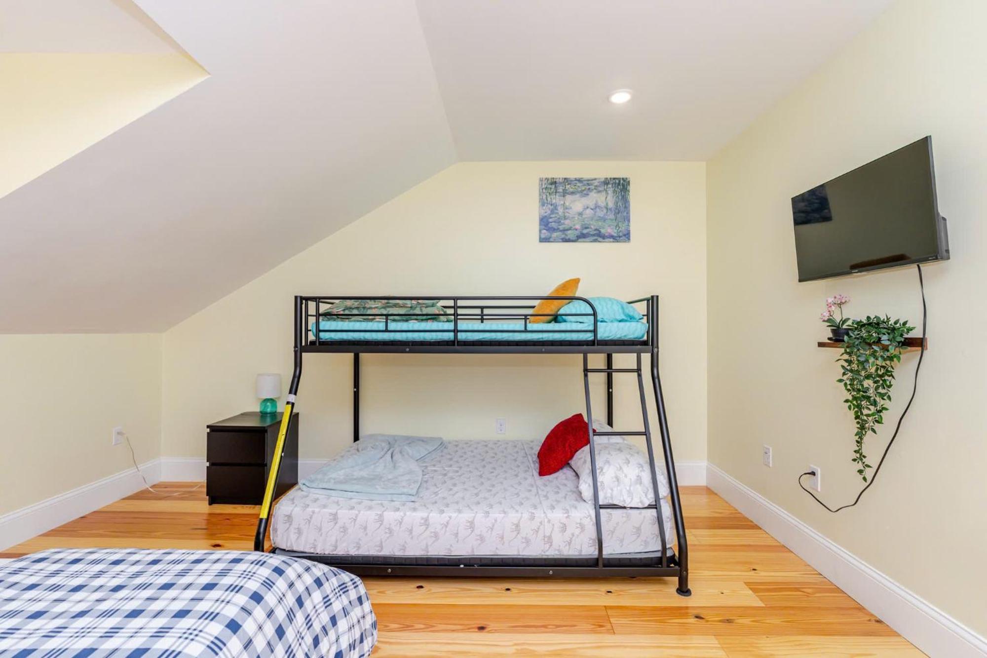 37 - 3Br Quincy - Cozy Townhouse Near Blue Hills Apartment Exterior foto